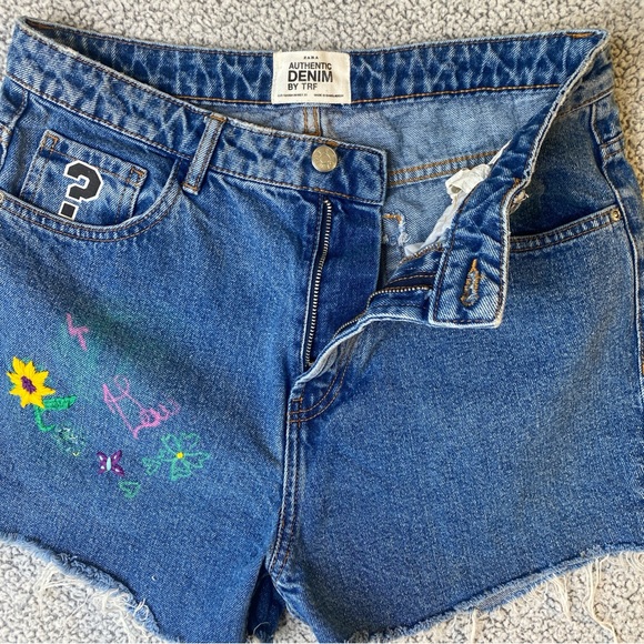 Zara TRF High Waisted Cut Off Shorts 8 Custom Graphic Floral IDK HMU Frayed Boho - Picture 4 of 10